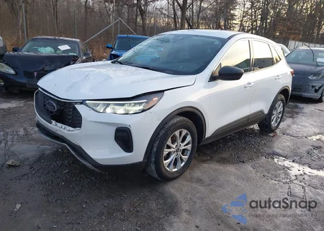 2023 Ford Escape Active z USA, uszkodzony, nr VIN 1FMCU9GN5PUA91708